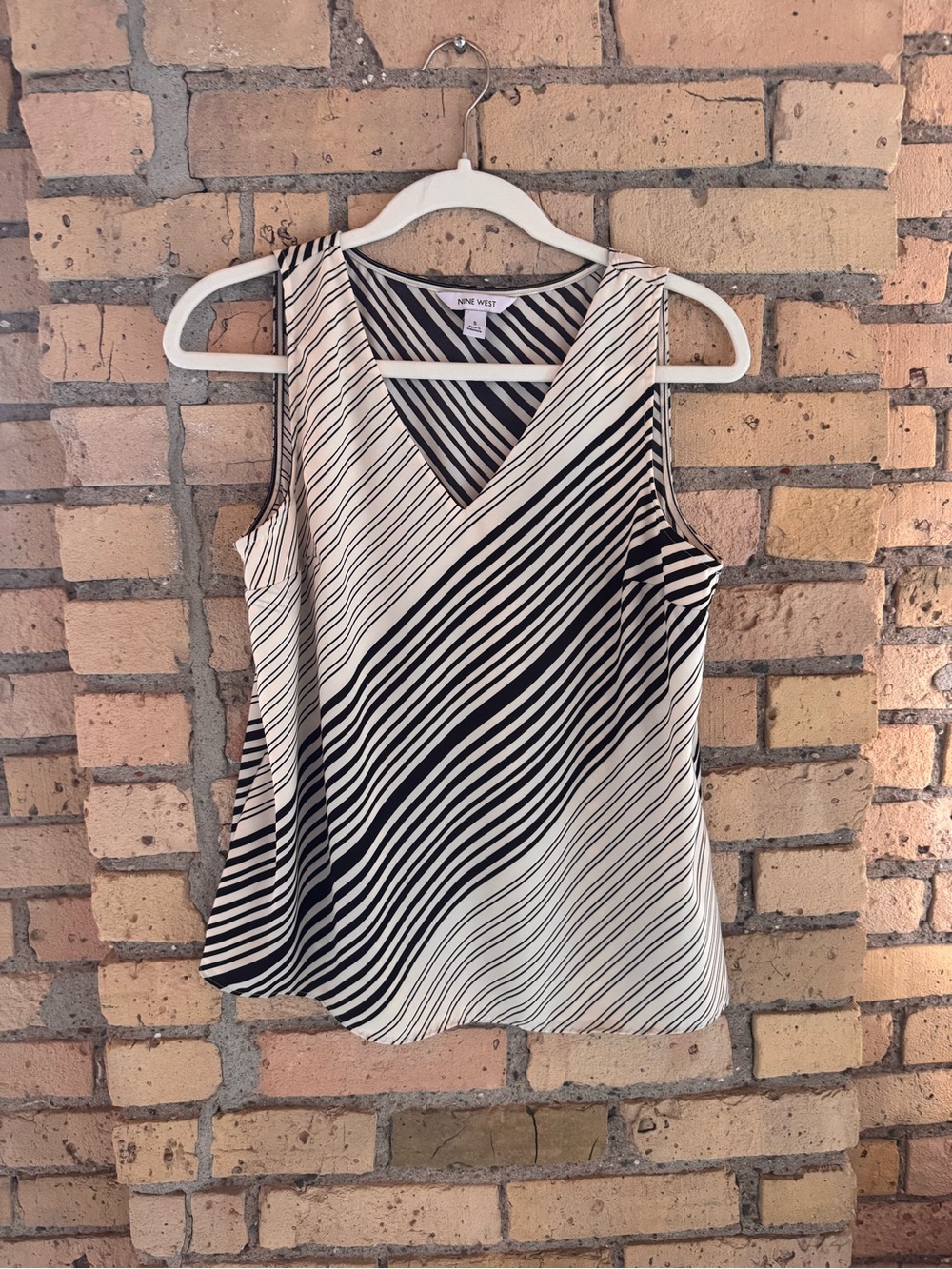 Nine West Black & White Diagonal Stripe V-Neck Tank